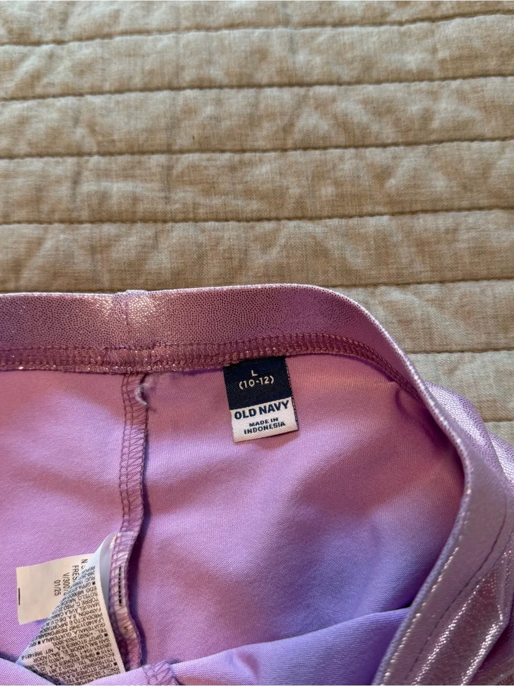 NWOT Old Navy Purple Shiny Full Length Leggings